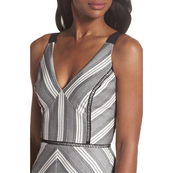 Adelyn Rae Lucille Sleeveless Ruffle Dress Black White Size Small NWT - Picture 2 of 12